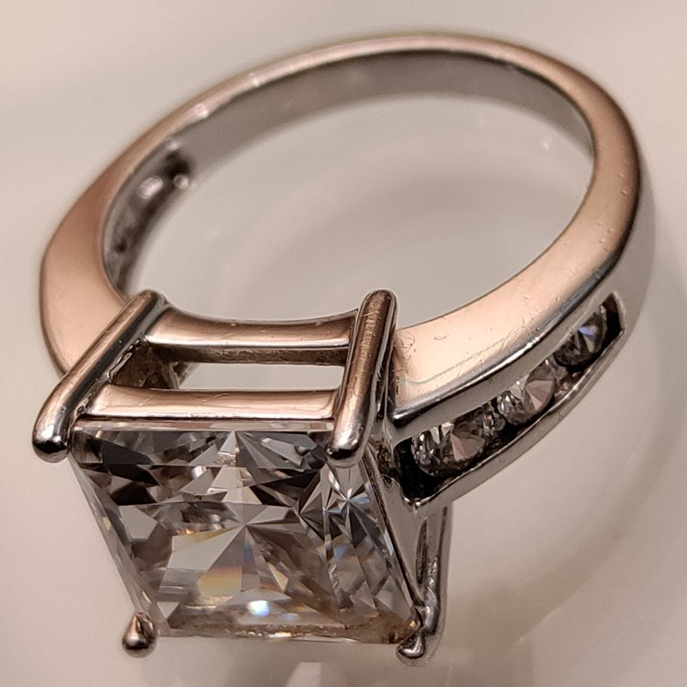 Diamonique 4ct Princess Cut CZ Sterling Silver Ring Sz-5 - Picture 5 of 7